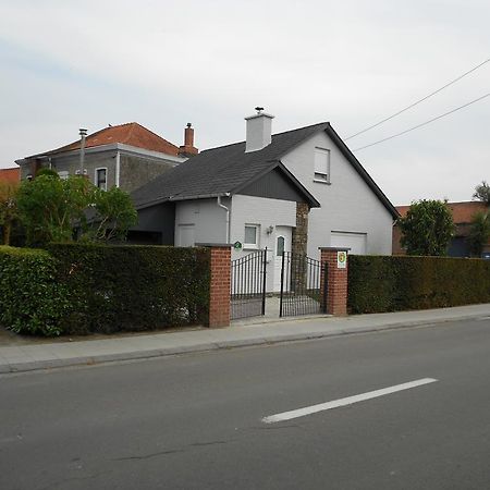 Gite De La Rhosnes Amougies Luaran gambar