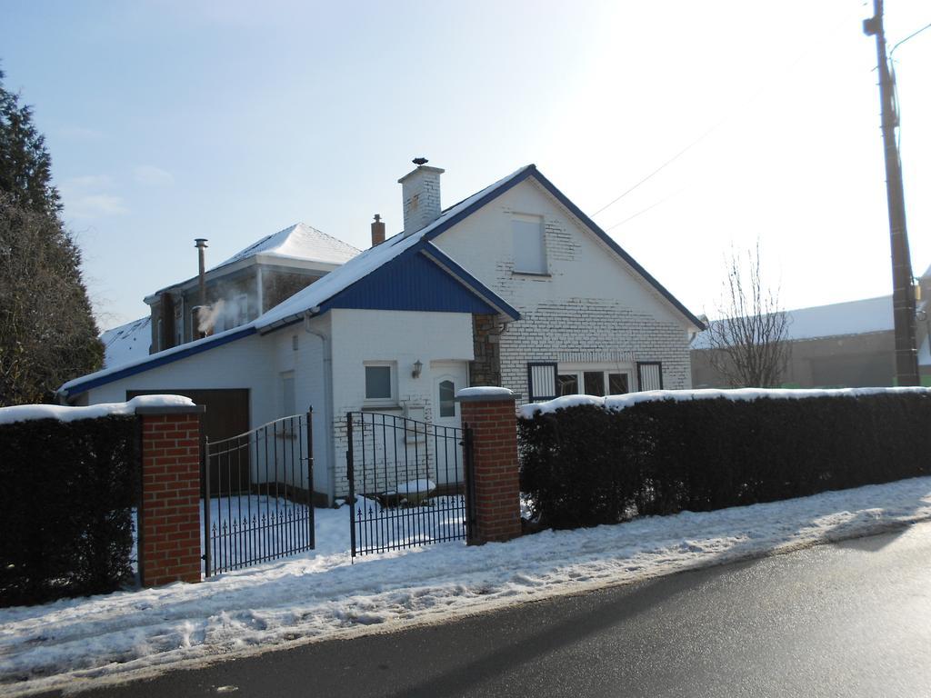 Gite De La Rhosnes Amougies Bilik gambar