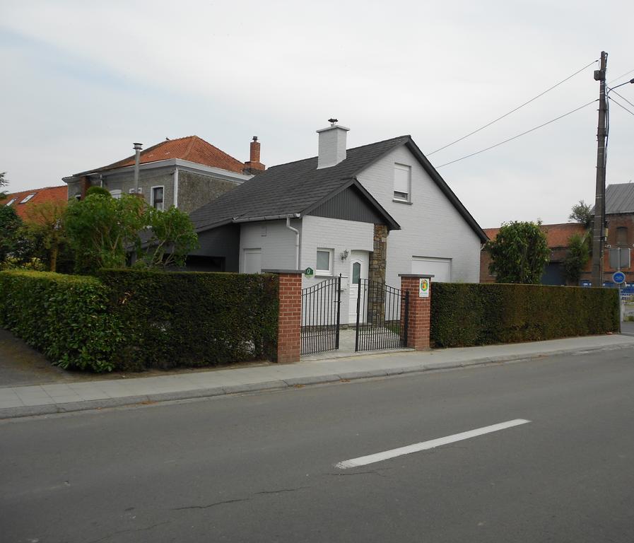 Gite De La Rhosnes Amougies Luaran gambar